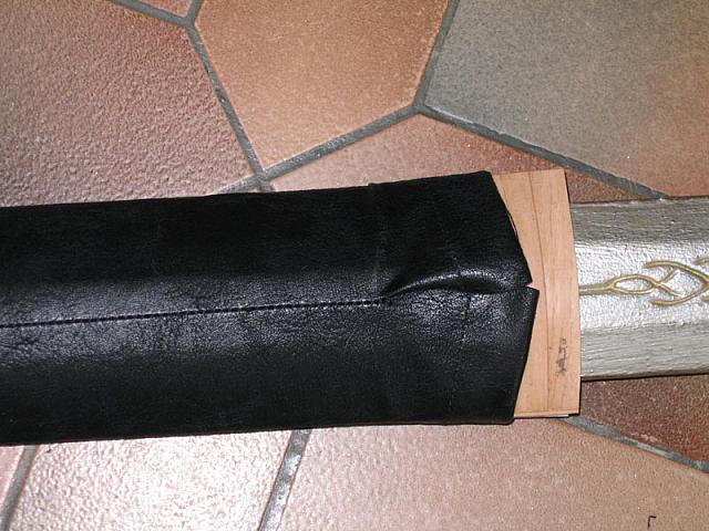 2882