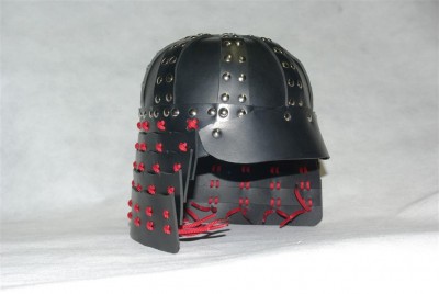 armure japonaise cuir noir casque 09 002 (Large).jpg